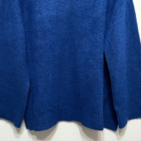 Z Supply Oversized V-Neck Sweater Womens M Cozy Pullover Slouchy Lounge Fuzzy - Picture 3 of 12